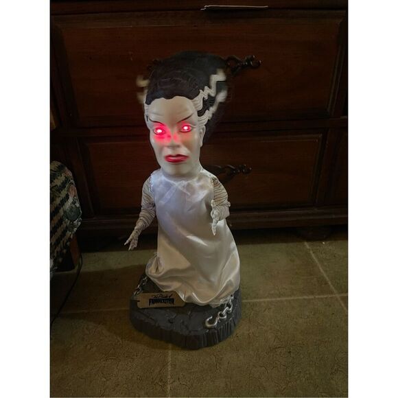 Universal Studios Monsters Bride of Frankenstein Vintage Animated Gemmy Big Head - Picture 7 of 16